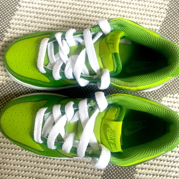 Kids Chlorophyll Nike Dunk Low 13c - Picture 2 of 3